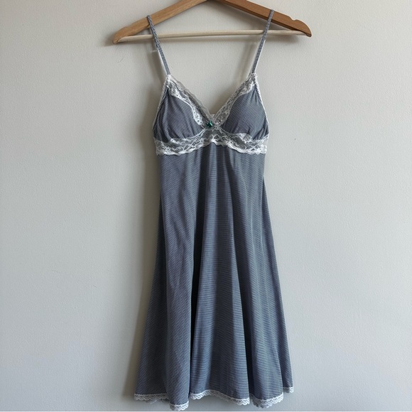 Victoria Secret Modal & Lace Mini Slip - Picture 2 of 12